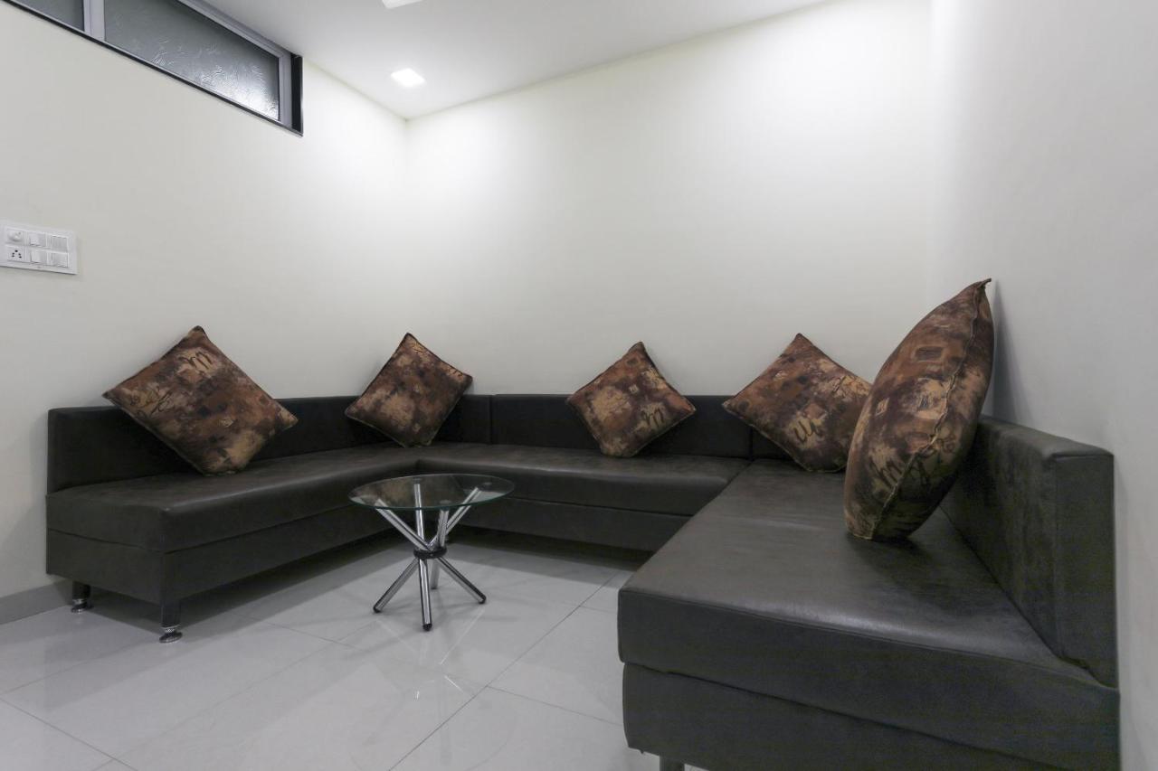 Oyo 60577 Sukhmani Residency Hotel Indore Exterior foto