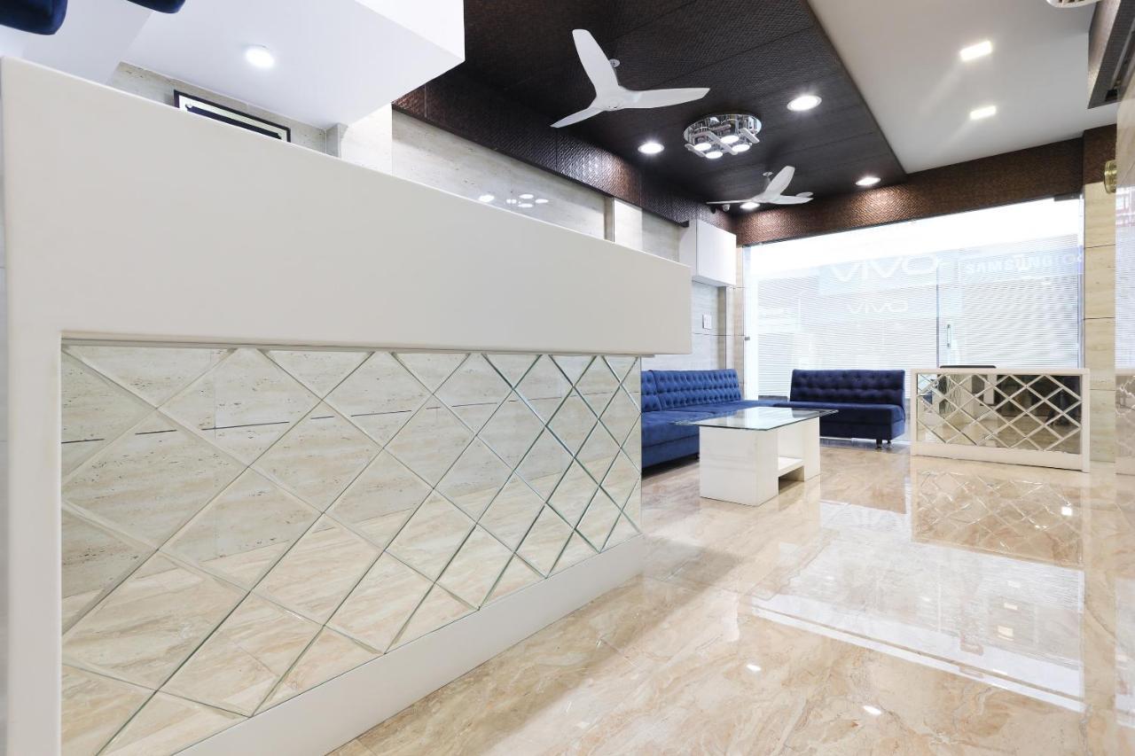 Oyo 60577 Sukhmani Residency Hotel Indore Exterior foto